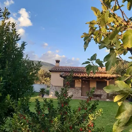 La Celestina Villa Candeleda Exterior photo